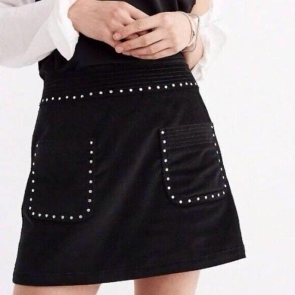Abercrombie & Fitch Women 2 Black Faux Suede Studded Gothic Grunge Mini Skirt